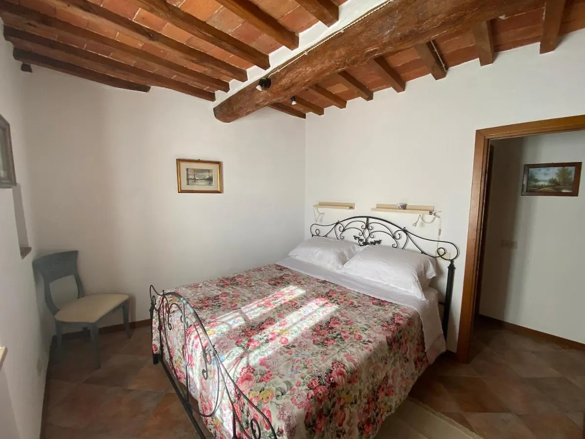 L'Angolodipetroio Apartment 0*, Petroio Italy