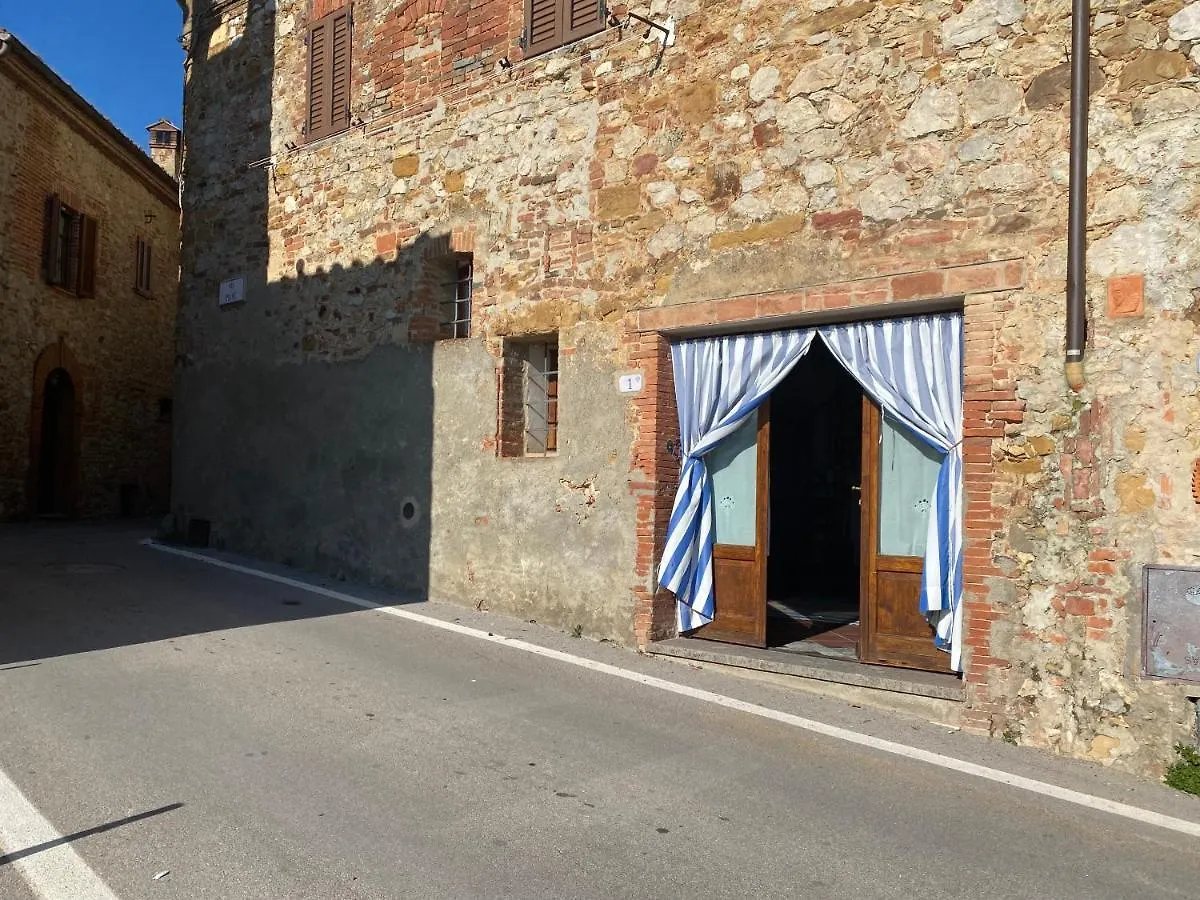 L'Angolodipetroio Apartment Italy